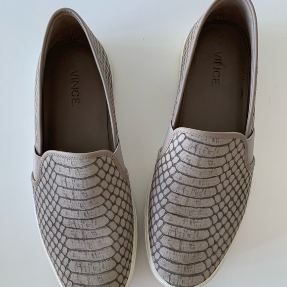 VINCE GREY BLAIR SLIP-ON SNEAKERS - Picture 3 of 3